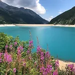 Zillertal شقة